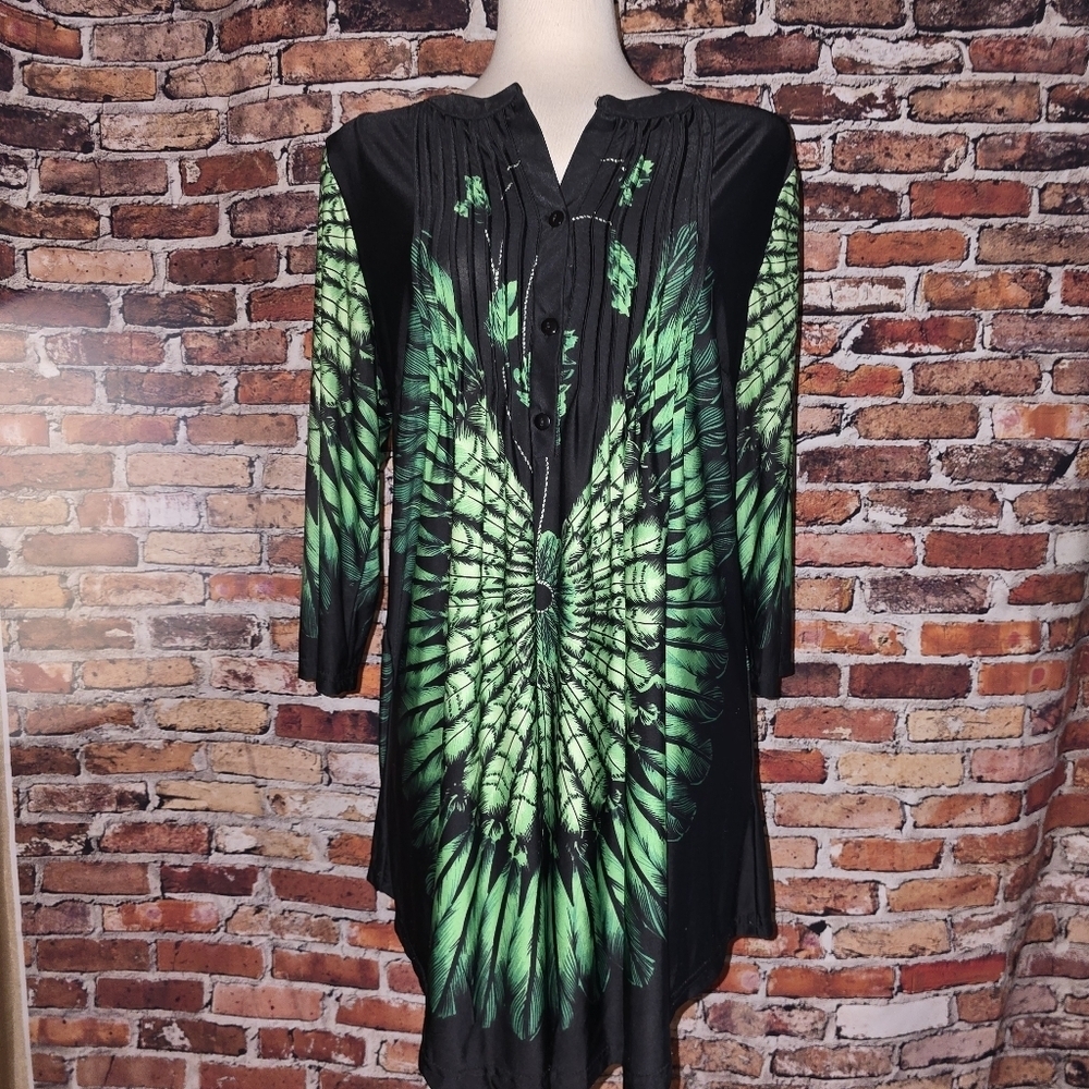 R &B Collection Black and Green Button-Up Tunic Size Large